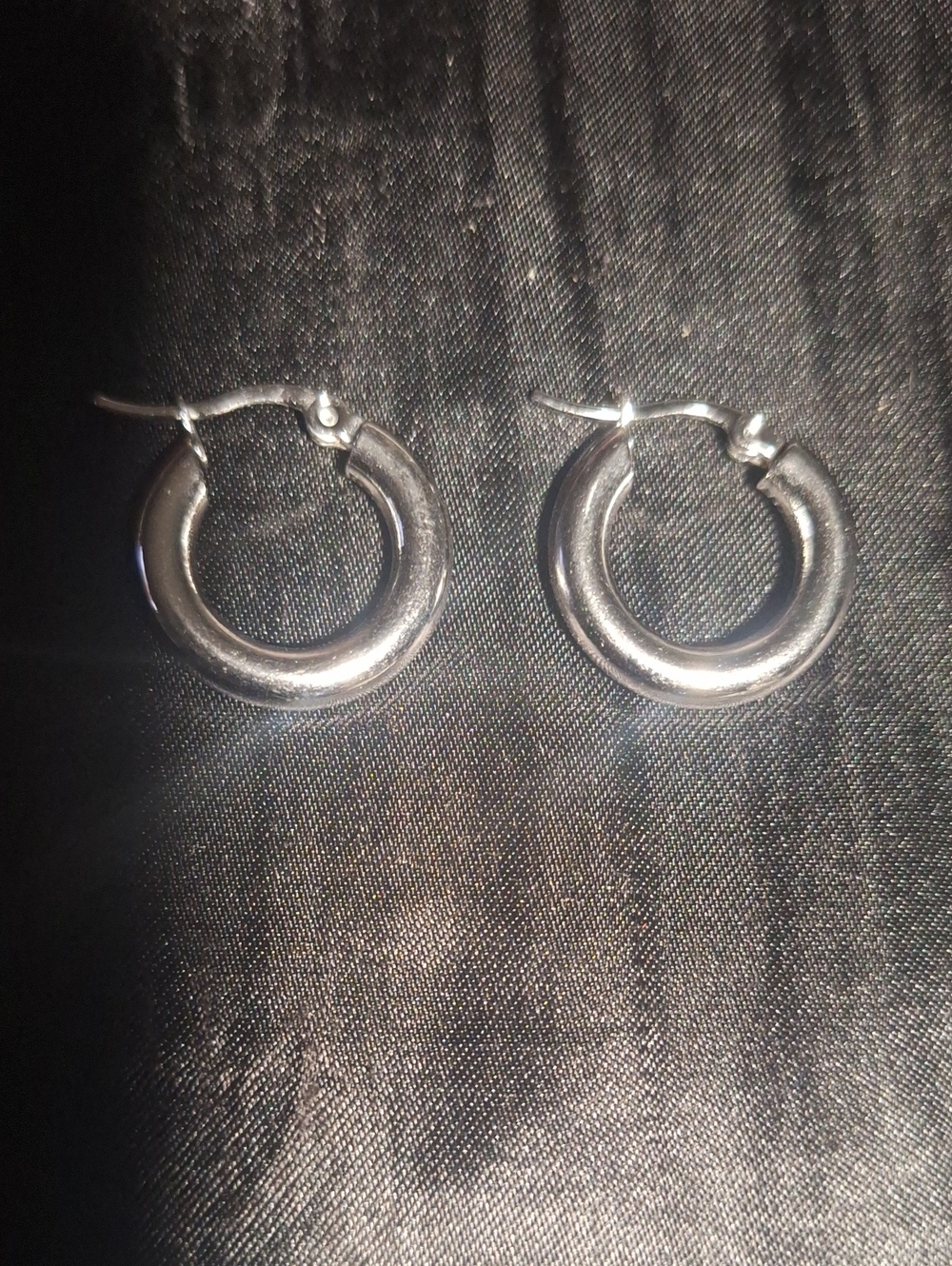 Classic Stainless Steel Silver Hoop Earrings - Polished Silver Tone